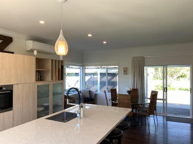 Walnut House Apartment แฮฟล็อค นอร์ท ภายนอก รูปภาพ
