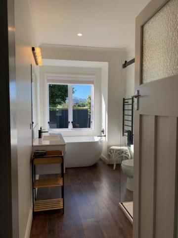 Walnut House Apartment แฮฟล็อค นอร์ท ภายนอก รูปภาพ